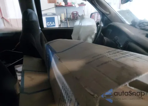 2004 Dodge Dakota Sport z USA, uszkodzony, nr VIN 1D7HG32N64S664733